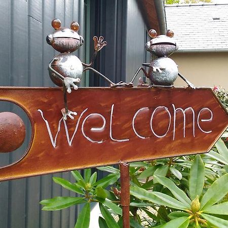 Les Muscaris Bed & Breakfast Le Minihic-sur-Rance Exterior photo