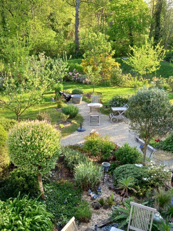Les Muscaris Bed & Breakfast Le Minihic-sur-Rance Exterior photo